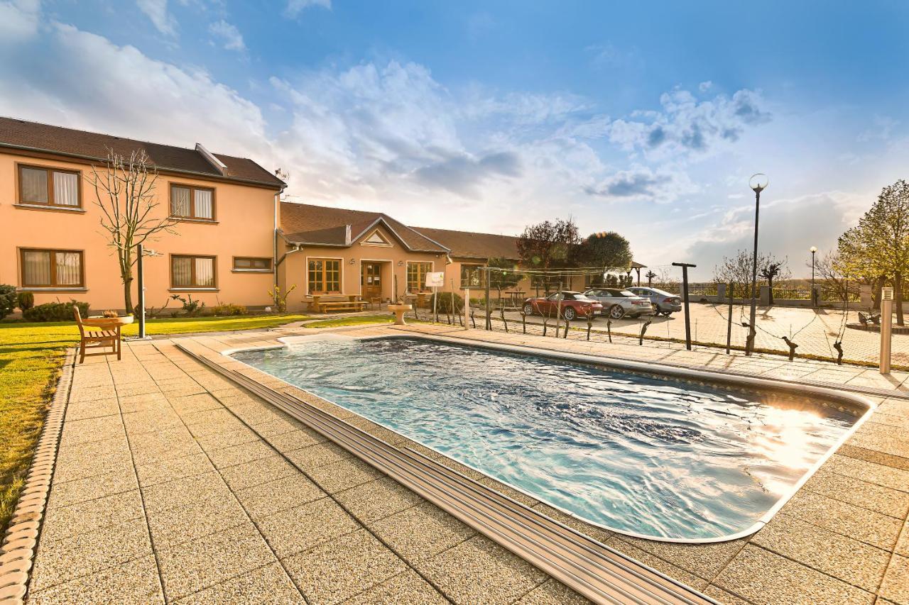 Resort Kovacs Novosedly  Zewnętrze zdjęcie